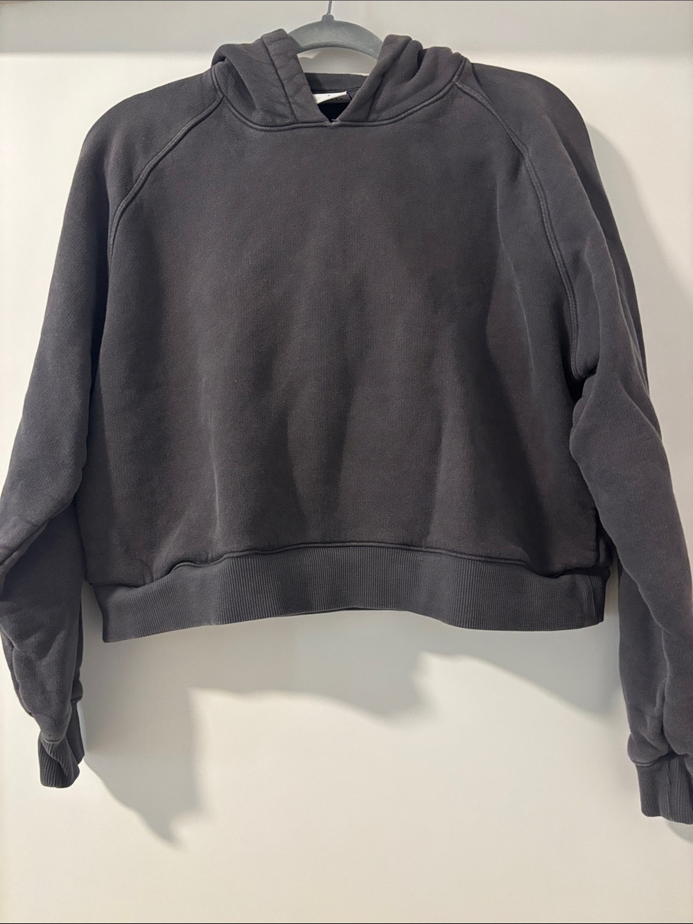 Outdoor Voices dyed faded charcoal cropped 100% cotton hoodie sz S